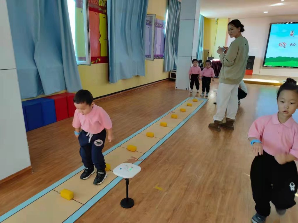 智能幼兒體測系統(tǒng)  智慧幼兒體能健康測試解決方案